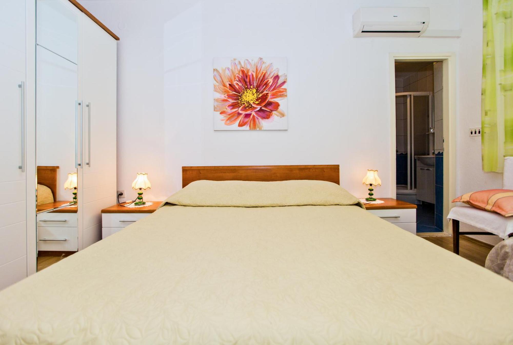 Rooms Barbaric Hvar Town Kültér fotó